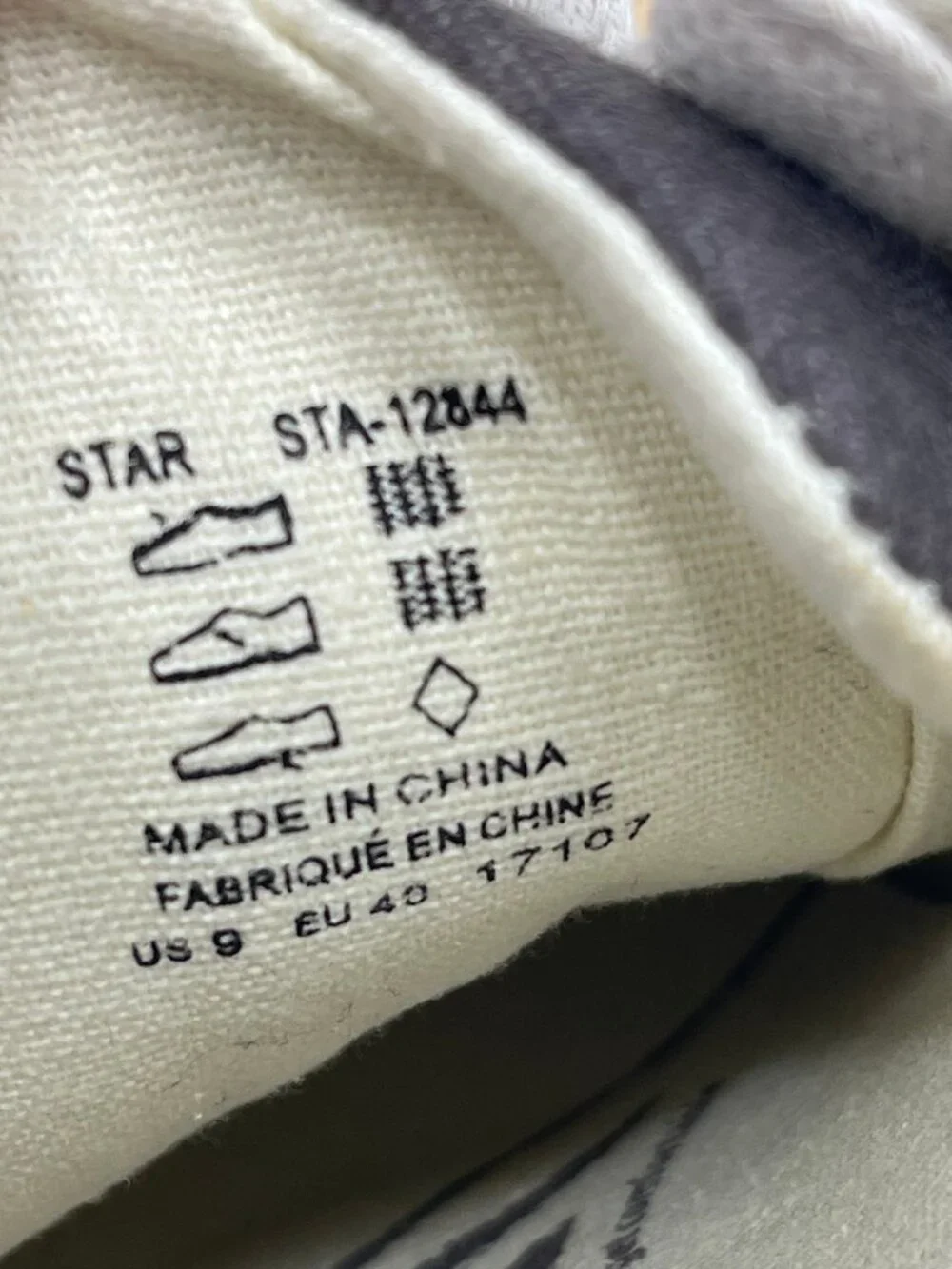Taos Star 12844 Womens Sz. 9 Charcole Washed Canvas Comfort Casual Shoes